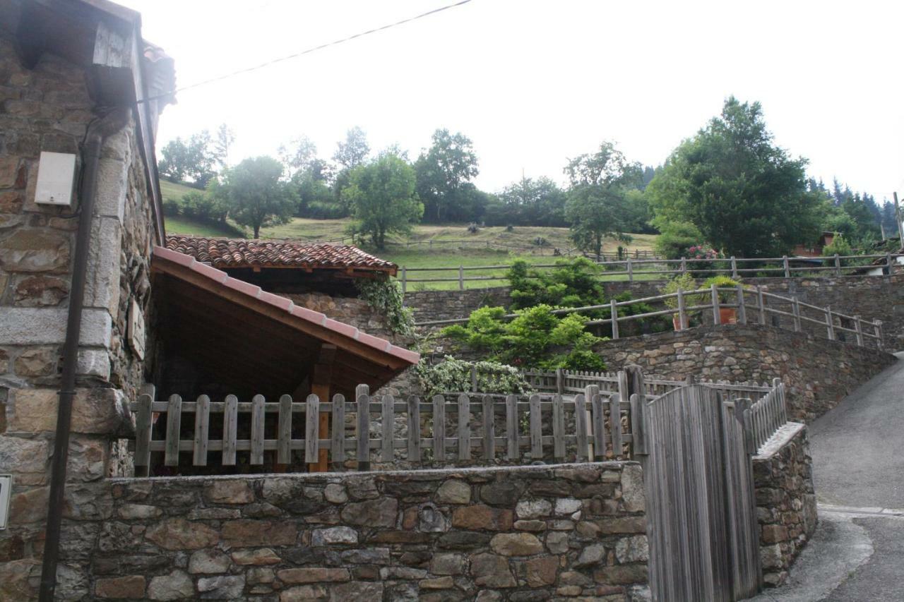 Casa Rural La Xiarapina Serrapio Buitenkant foto